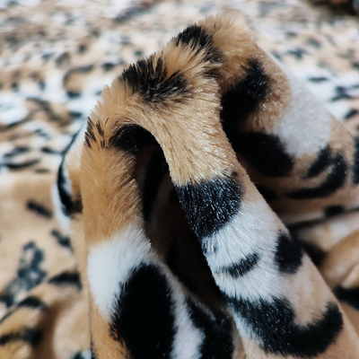 PV Fleece Faux Fur Plush Fabric Untuk Sepatu Garments Upholstery Leopard Printed