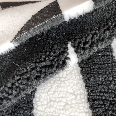 650gsm 100% Polyester Soft Sherpa Fleece Fabric Untuk Jaket Tas Tangan Dicelup Benang