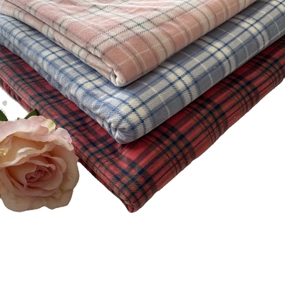 Polyester Klasik Kotak-kotak Dicetak Kain Super Lembut Untuk Sepatu Pakaian Sarung Bantal