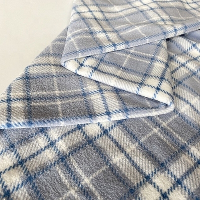 Polyester Klasik Kotak-kotak Dicetak Kain Super Lembut Untuk Sepatu Pakaian Sarung Bantal
